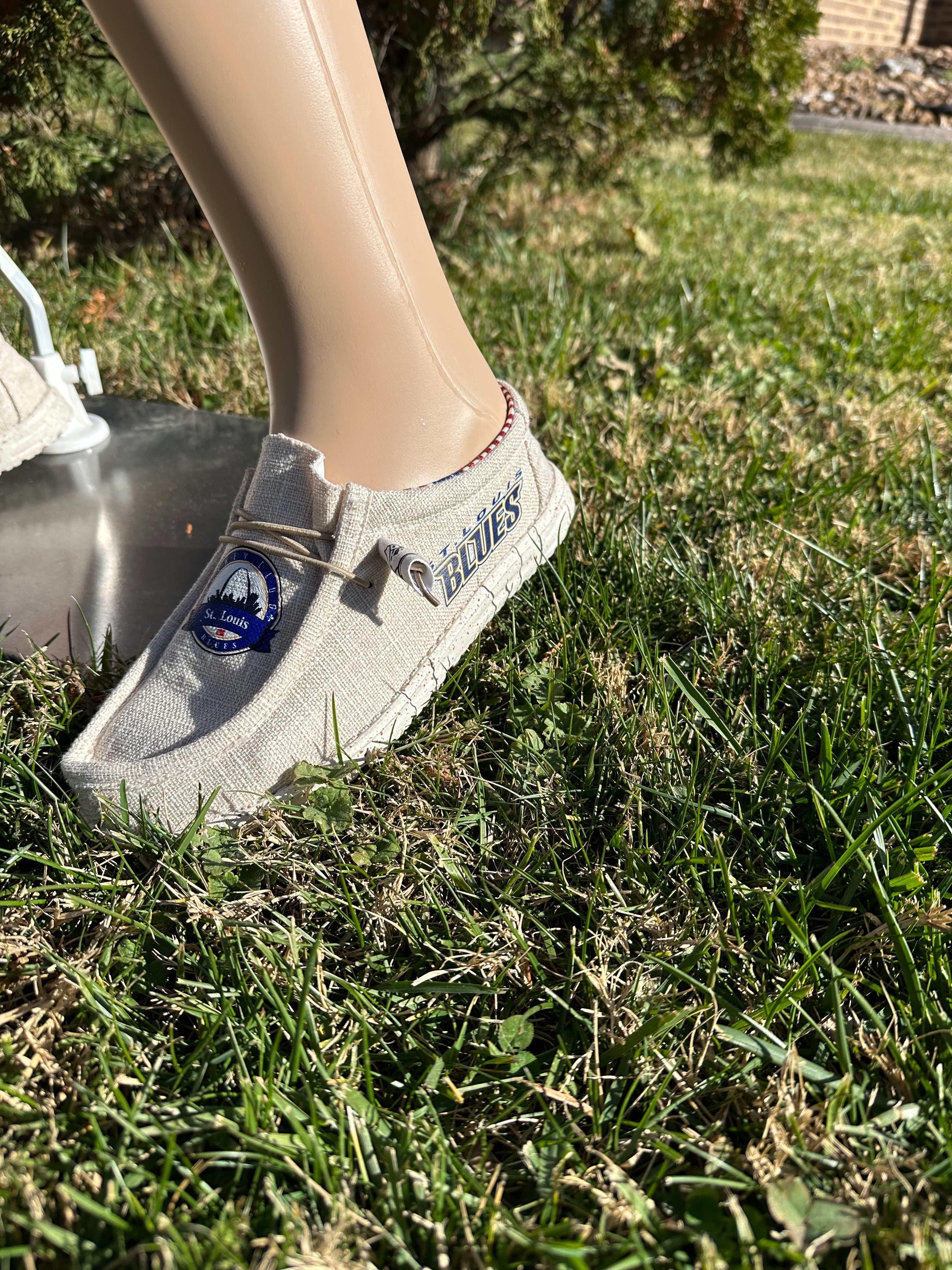 St Louis blues hockey shoes